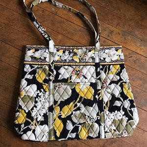 Vera Bradley Small/Medium ish Tote